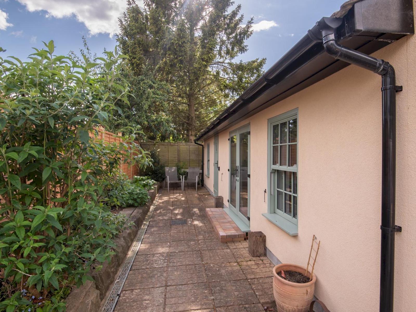 Pass The Keys Charming Garden Cottage With Parking バース エクステリア 写真